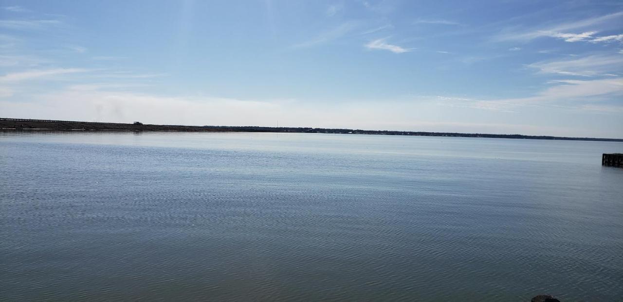 Tesla'S Lake Escape Onalaska Esterno foto